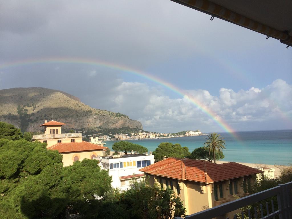 Mondello Luxury Apartment On The Beach Εξωτερικό φωτογραφία