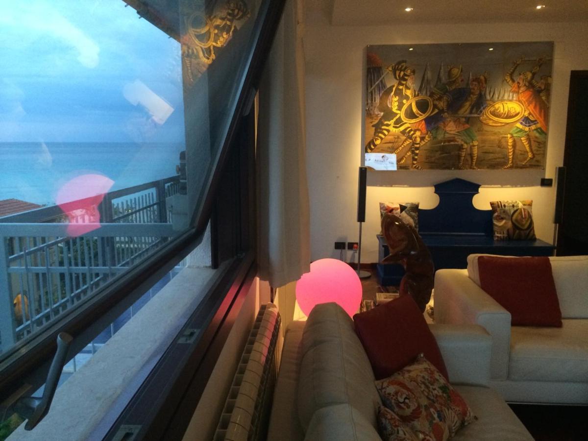 Mondello Luxury Apartment On The Beach Εξωτερικό φωτογραφία
